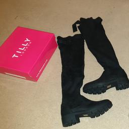 ladies black over knee boots. new in box. uk size 5. Postage £5 extra. 2nd class signed for, payment via PayPal or cash on collection welcome. Thanks