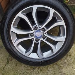 Mercedes c class 17 inch alloys taken off a c class sport w205. Alloy look new and comes with both the tyre pressure sensors and 4 tyres with plenty tread (nearly new) 3 continental tyres and 1 avon tyre. 225-50-17.