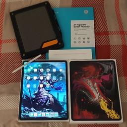 iPad Pro 12.9 3rd Gen wifi/Cellular Bundle EE
space Grey fully boxed with charger 64GB

Bargain Christmas present

v2 apple pencil
screen protector (paper feel when drawing)
skycase with pencil slot
6 months Warrenty
already has a drawing screen protector on with a spare unopened one RRP £29.99

These all come fully boxed and ready to go

Immaculate condition

great gift for Christmas at a really Cheap price

All Post will be sent Recorded and Signed For

UK only

Collection Buxworth
