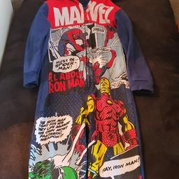 like new bought from asda for £14 worn for an hour age 6-7 marvel onsie.
immaculate condition 
pick up Newbridge