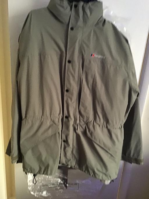 Buy & Sell West Midlands Wolverhampton - Photos for Men’s Berghaus Coat Size Large New Condition