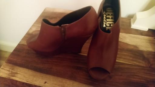 Buy & Sell South Yorkshire Barnsley - Photos for Peep toe ankle shoe boots.