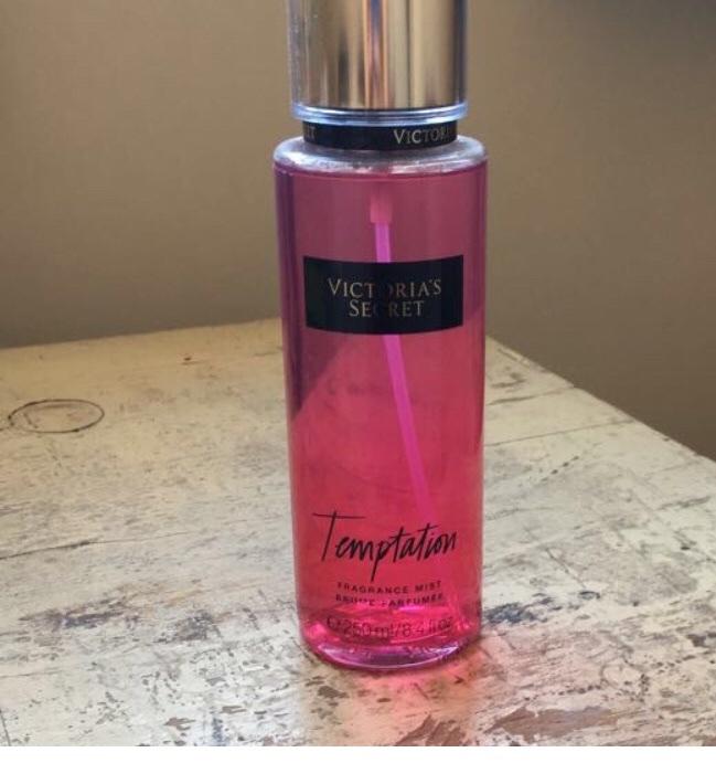 Victoria secret TEMPTATION in FY5 Bispham für 5,00 £ zum Verkauf