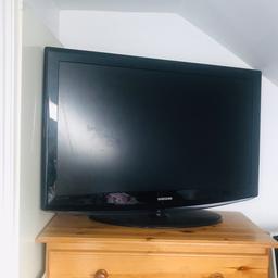 I have Samsung TV 48 inch is in very good condition nothing wrong I just bought another one