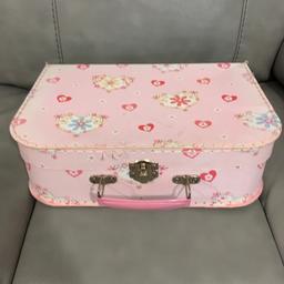 Lovely pink decorative keepsake/storage box, roughly 30cm long, some slight marking on top,and some stitching at front unthreaded,has a little lock on it!