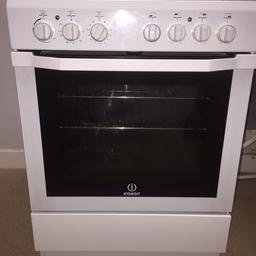 Indesit I6VV2AW
Ceramic hob double fan assisted free standing electric cooker.
H90cm W60cm
Good condition
Selling as we brought new.

I also have the electrical cable if needed.

Collection only as I can not offer delivery.
ST4 area.