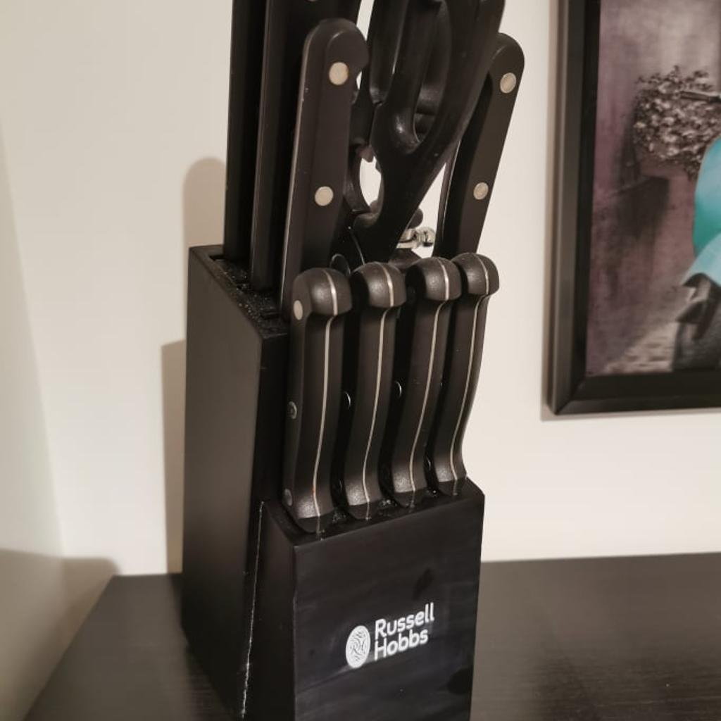 Russell Hobbs 12 Piece Magnus Knife Block Set in NN17 Corby for £15.00