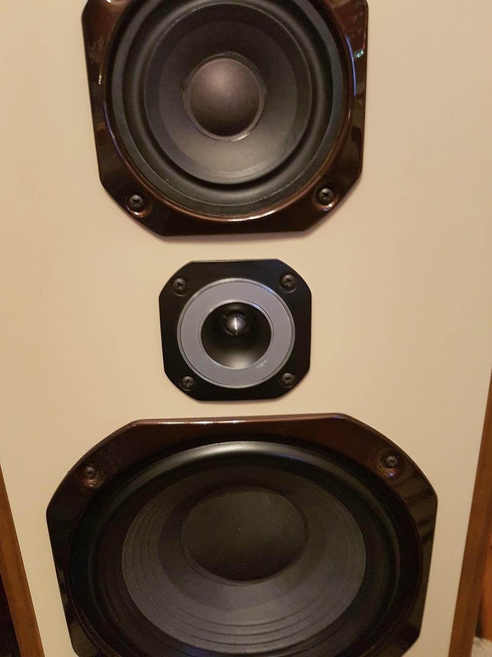 Wharfedale 310 hot sale speakers