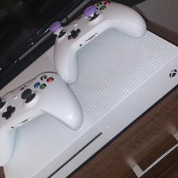 Xbox one s 500 gb 2 controllers, 5 games and a controller charging dongle.
The xbox is in full working order and has 1 month xbox live gold and 3 months xbox game pass included which includes over 100 games including Forza horizon 4 etc
£175 or nearest offer, Great Christmas present for your little one or whoever you wish to get it for.
Thanks for viewing