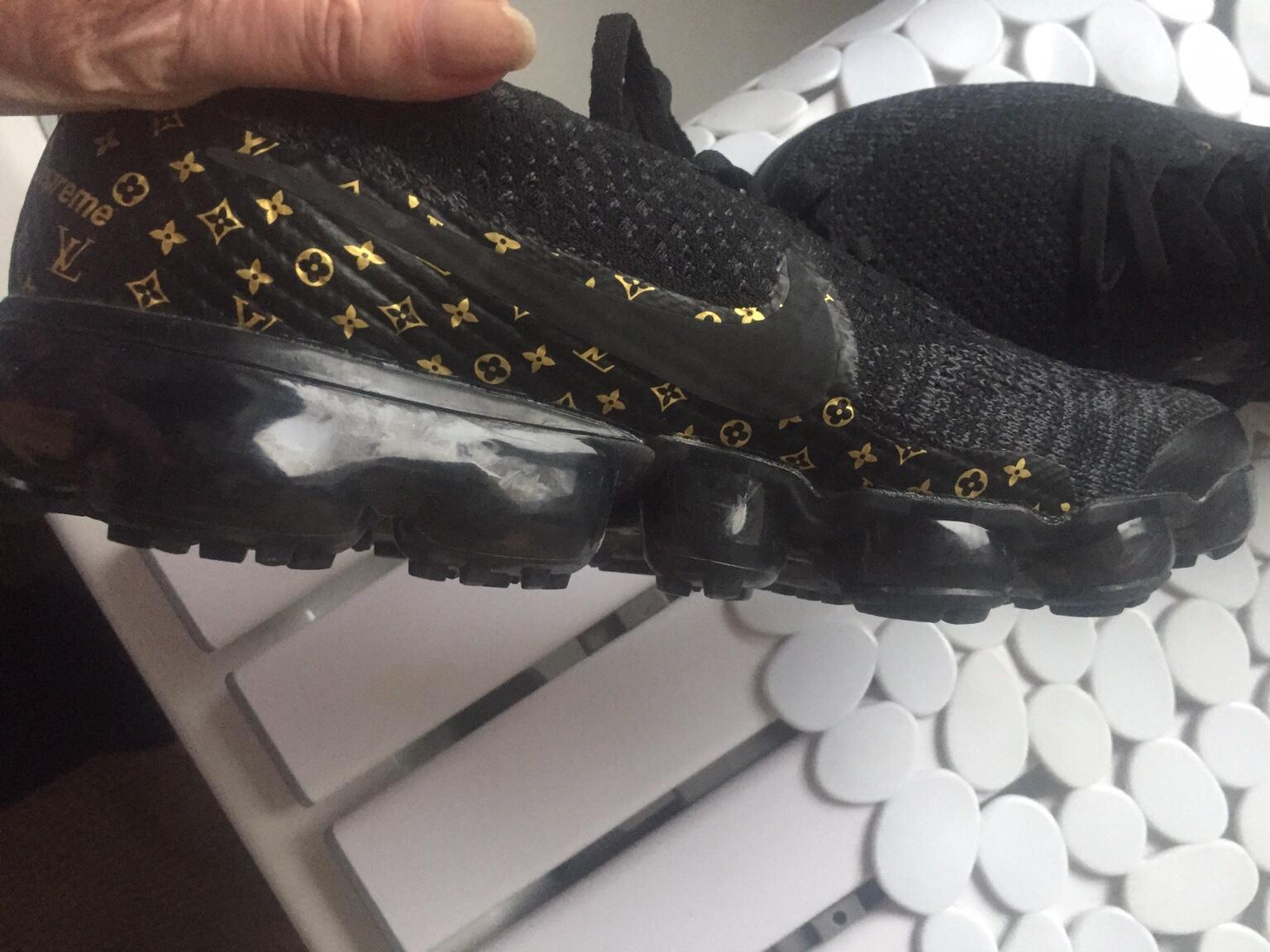 Vapormax cheap lv supreme