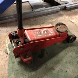 3 ton jack in great working order.