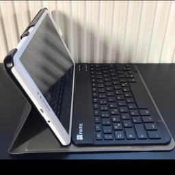 Ich verkaufe das Samsung Galaxy TabA6 mit Panzerfolie mit 32GB und 10.1 Zoll
Dazu gibt es
- Schutzhülle 
- Tastatur mit Bluetooth funktion 
- Ladekabel
- Kopfhörer ungebraucht
- USB Adapter Kabel