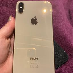 Selling myblovely Iphone Xs max 256 gb gold because upgraded to newest. Very good condition, was from beginning in a case and with a protection glass. Original charger and headphones included.