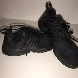 Prestoes black trainers immaculate 4 1/2 collection only Haydock