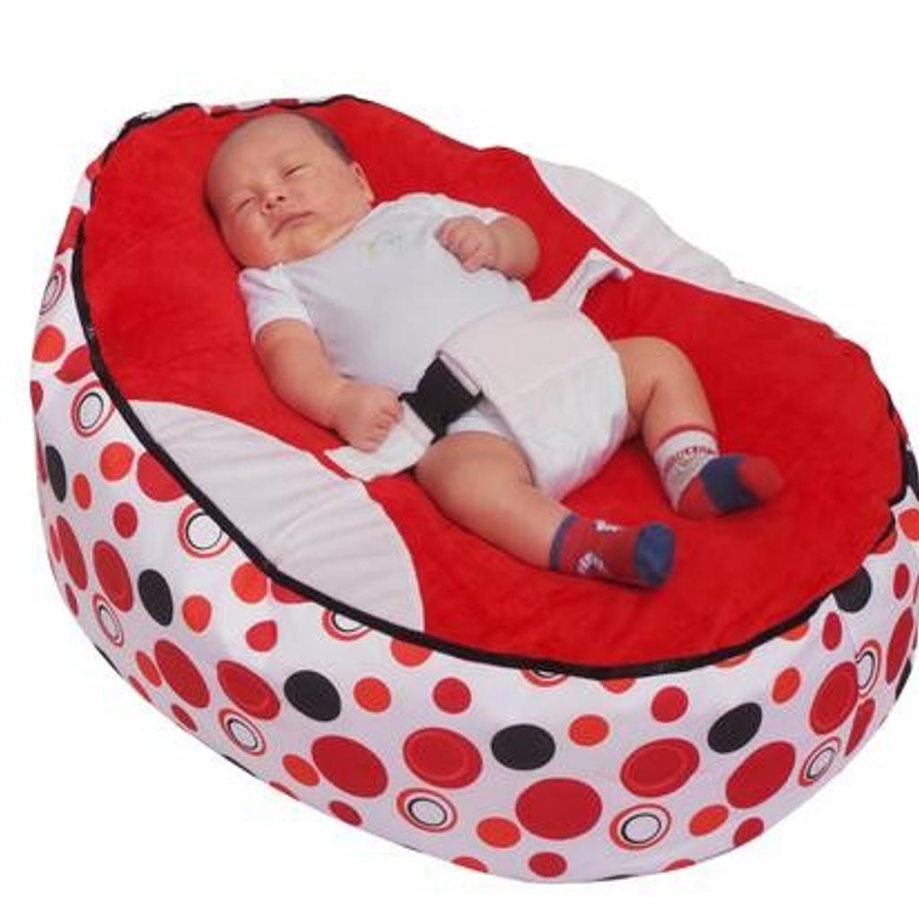 BEAUTIFUL BABY BEAN BAG IS DESIGNED WITH YOUR CHILD'S SAFETY IN MIND. SEAT MATERIAL SOFT VELOR DETACHABLE AND WASHABLE WITHOUT EXPOSING THE INSIDE FILLING. BASE MATERIAL PVC. COATED POLYSTER ( WATERPROOF STRONG AND DURABLE WIPE CLEAN). SECURE 3 POINT HARNESS. CAN BE USED AS A ORDINARY BEAN BAG.