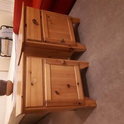 Matching bedside unit in pine - one drawer knob missing. Approx size: Width: 43cm X Depth 43cm X height 59cm.  Delivery can be arranged with a small charge.