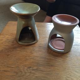 An oil burner and wax melted for sale.
£2 each
Good quality barely used

Collection only