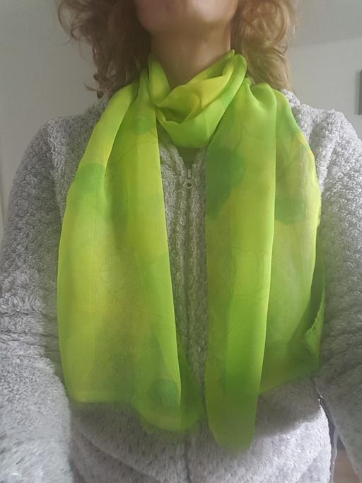 Buy & Sell Greater Manchester Manchester - Photos for Ladies fashion scarf - green