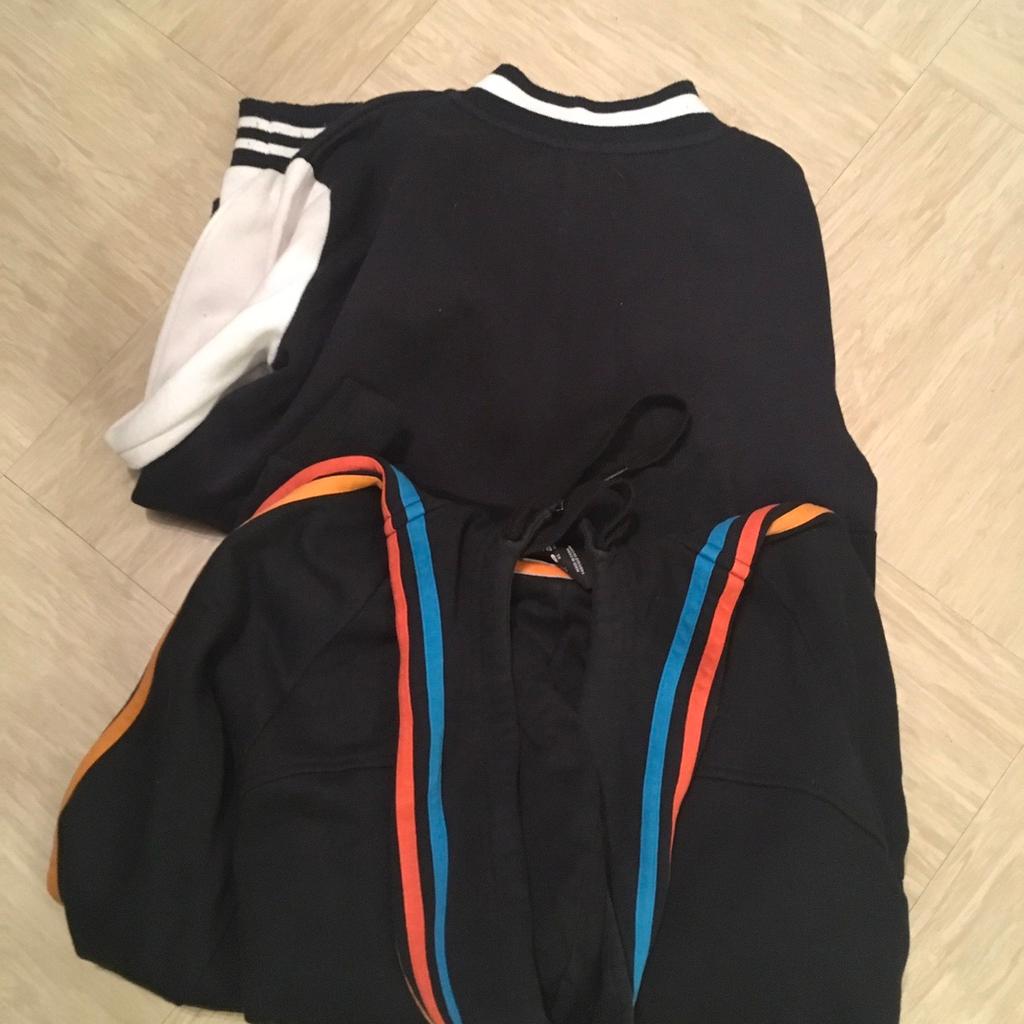 2X Boys Hoodie 1 Adidas And 1 From Primark
For Age 12/13 colour black
just gone to small for my son so plenty of ware left in them
Get yourself a bargain
Can be posted for extra

Have a look at my other items on sale, thanks