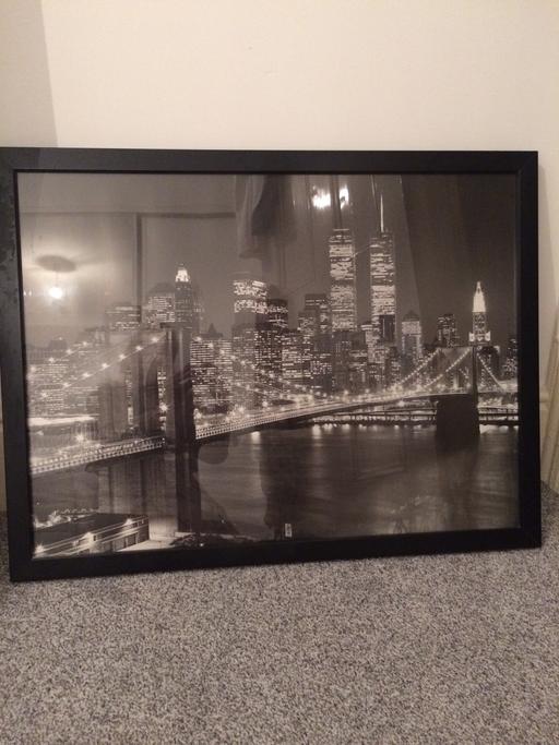 Buy & Sell South Yorkshire Barnsley - Photos for Large New York Framed picture