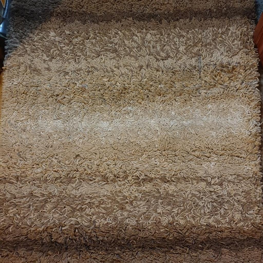 I have this Brown rugs for sale it may be need to be cleaned as it has been in storage need it gone as soon as possible
I am open to offers