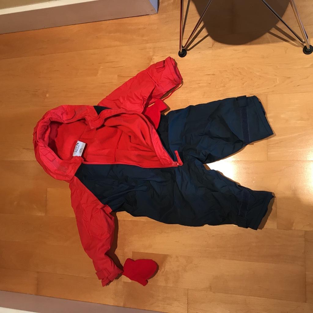 Fleece lined blue and red all in one outdoor suit.
Pick up only please