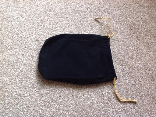 Buy & Sell East London Redbridge - Photos for New velvet string pouch 