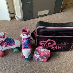 Selling due to not used any more at the moment they have light up flashing wheels and blue laces but comes with original pink wheels and stoppers and white lashes which have never been used as you can see in pictures good condition with carry bag. Size 3 to 6 as they adjust to last.