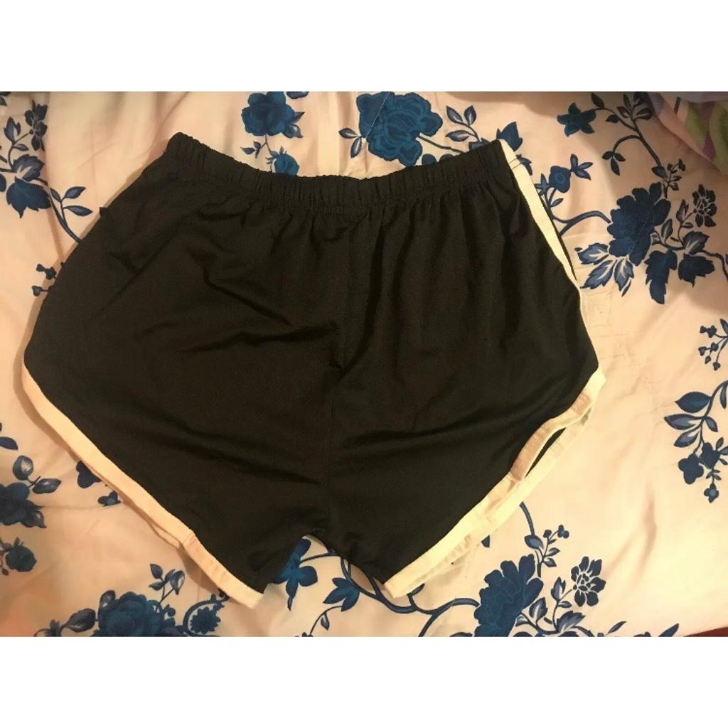 Black And White Cycling Shorts, Size M