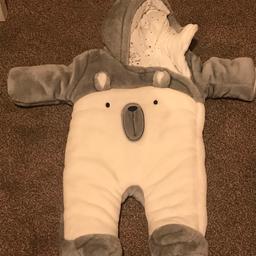 All in one warm snow suit 3-6 months. Condition is new white an grey.