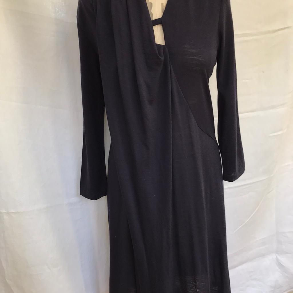 Designer Hussein Chalayan Navy mid length wool dress size 12/14. Nice worn In very good condition