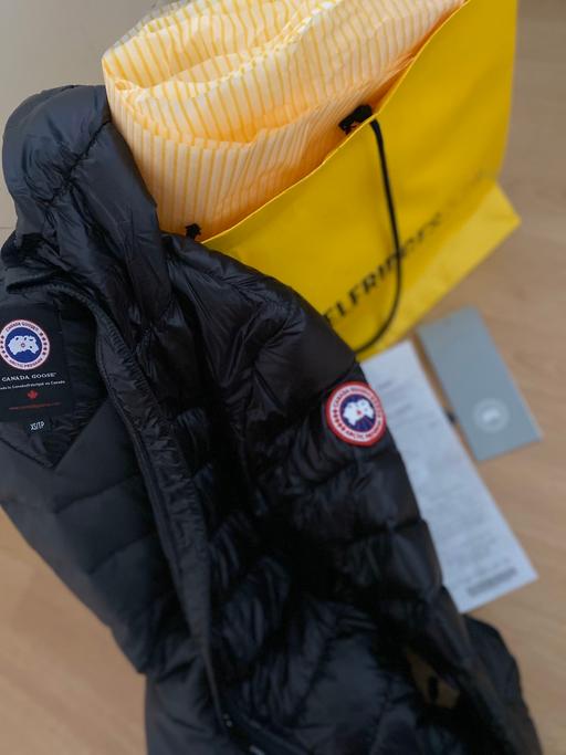 Buy & Sell Bardsley Oldham - Photos for Canada Goose lite hoody jacket