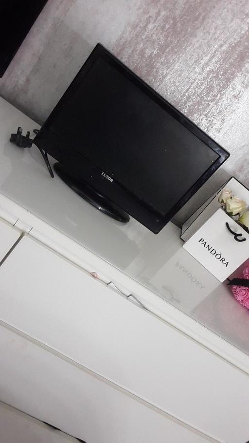 Buy & Sell Crumpsall Manchester - Photos for small luxor TV