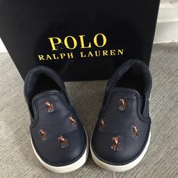 Gorgeous Ralph Lauren toddler shoes size 5.5 
Hardly worn and great condition which u can see in pics 
Collection from acklam