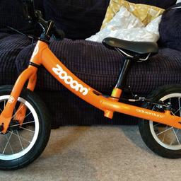 Great lightweight orange balance bike. Retails new at about £100. Carefully used and looked after. A few marks which I have tried to detail in the pictures, nothing major. Has done the trick too, daughter has now moved on to a pedal bike, no stabilisers from the off.