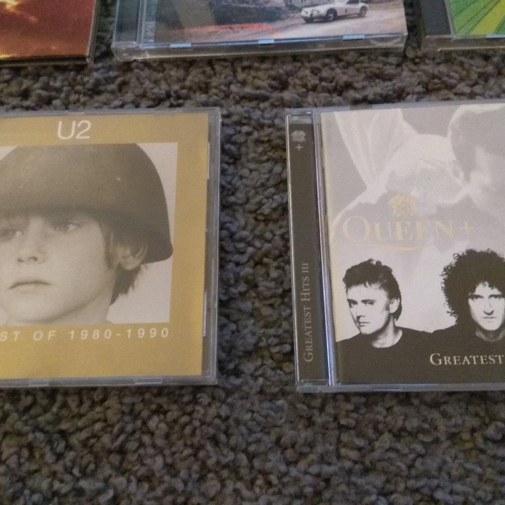 Inhalt:

U2 - The best of 1980-1990
Queen - Greatest Hits III
Kettcar - Du u. wieviel von deinen Freunden
Fury in the slaughterhouse - homeinside
Fury in the slaughterhouse - Best of
Nonstop Partyhits
Gummibär - Ich bin dein Gummibär
Vengaboys - Platinum Album