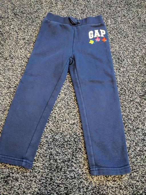 Buy & Sell Warwickshire Stratford-on-Avon - Photos for Gap sweatpants age 4