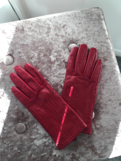 Buy & Sell East London Havering - Photos for Leather gloves