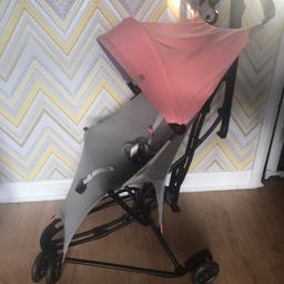 Unique pram/stroller very light weight with compact fold! Get so many compliments with this pram!
From age 6 months +
Perfect for on holiday or just a pram nip around in!