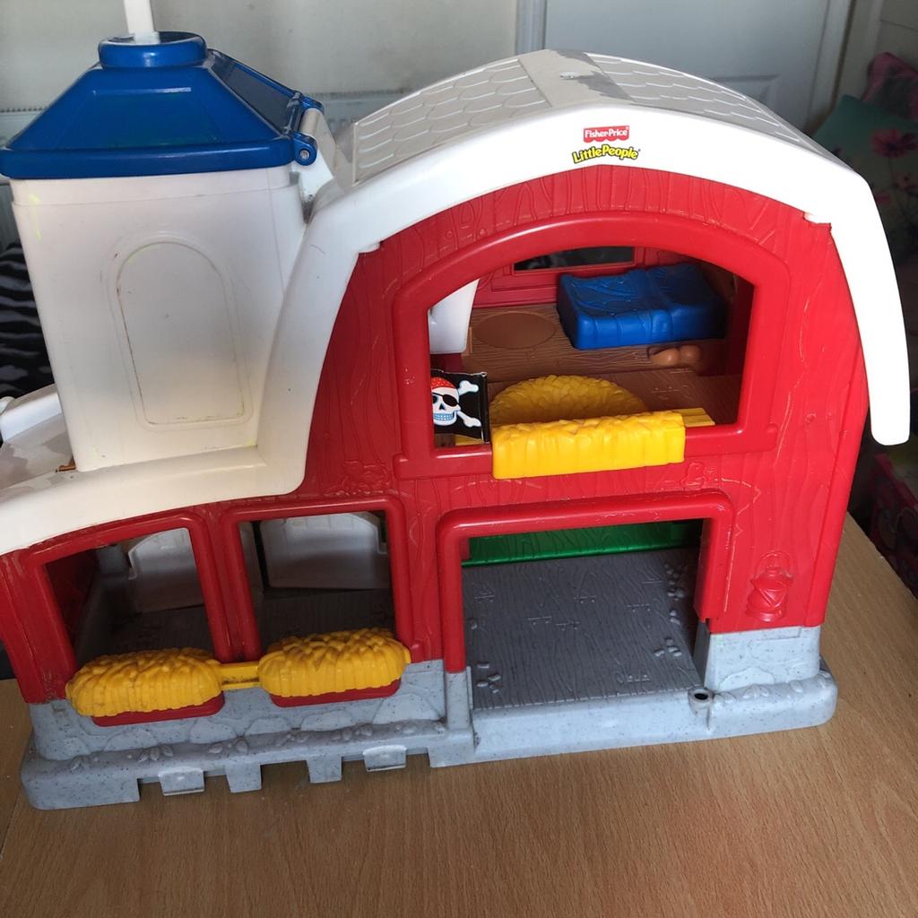 Playhouse from fisher-price
Needs new batteries 🔋
Collection only