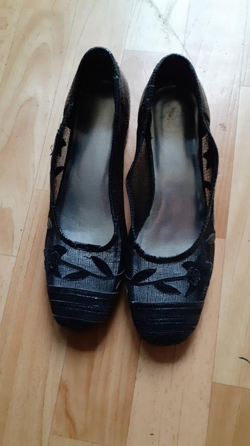 Buy & Sell North London West Green - North London - Photos for shoes