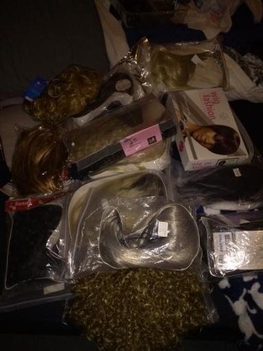 Buy & Sell Rednal Birmingham - Photos for Wigs bundle