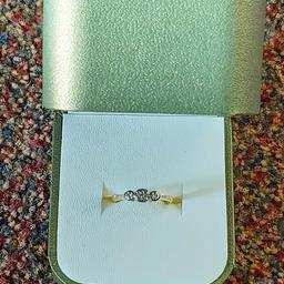 A Vintage 1920 Art Deco 18ct Gold Diamond & Platinum Lifetime Ring is up For Sale.

Size - H , can do to Resizing upwards😊👍.

⭐FOTOS DON'T DO A JUSTICE ⭐

Unwanted ring😔

⭐Cash on Collection, or a very happy to do to post 💍📩📮 to anywhere in U.K. only,
(Additional £6.95 Royal Mail Special Delivery Tracking Signed For postage cost)⭐.

⭐No Holding.
⭐No Refunds Please.

⭐Serious buyer & No Time Wasters Pls,
Make Sure That You Are Entirely Satisfied B4 You To Buy This Ring💍⭐.

Many Thanxs😊 .