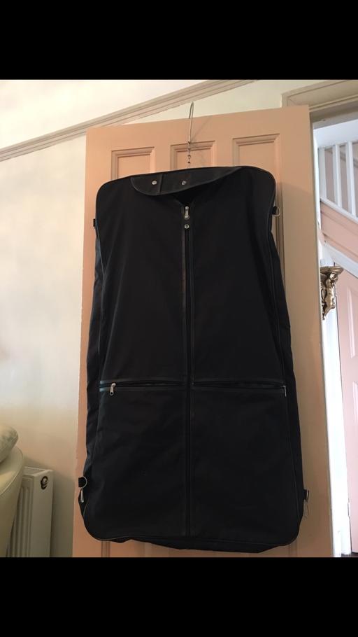 Buy & Sell South East London East Dulwich - South East London - Photos for hanging suitcase garment bag