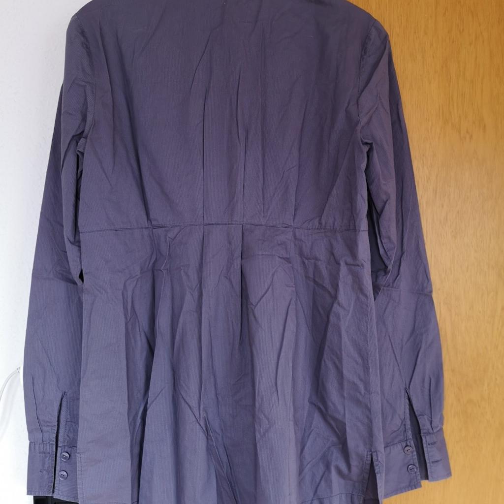 Damen Bluse Gr 38 Langarm
More&More
Selten getragen
Versand ist möglich
PayPal Freunde vorhanden