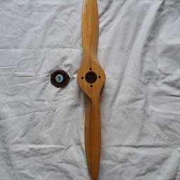 beech propeller unused
610mm long (24 inch ) 27 degree pitch
can be used or display
CAN POST