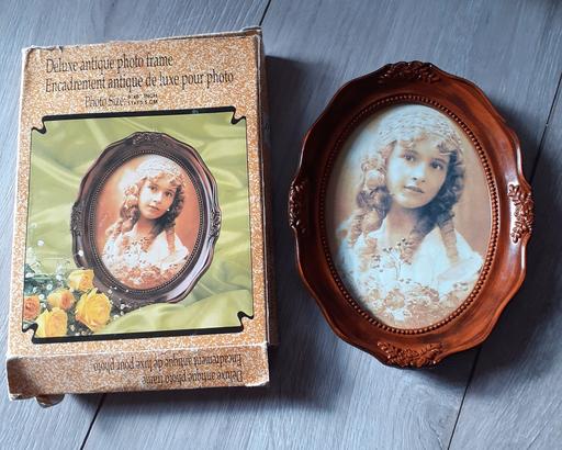 Buy & Sell Kent Gravesham - Photos for Lovely Photo Frame