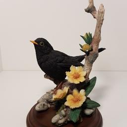 Country Artists Limited Edition Blackbird with Coreopsis Figurine Michael Abberley
Pristine Condition Brand New