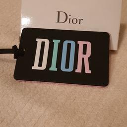 SchönerTaschenspiegel von Dior. --NEU-- und unbenutzt. Versand trägt Käufer.