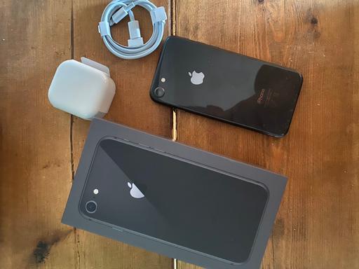 Buy & Sell Feltham Hounslow - Photos for apple iphone 8 64gb unlocked mint condition